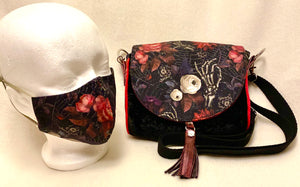 “Forget Me Not“ Saddle Bag with Reversible Face Mask