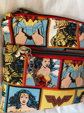 Load image into Gallery viewer, Wonder Woman Wristlet
